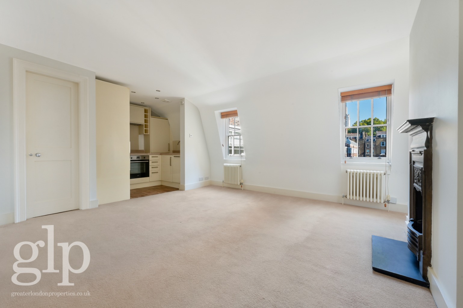 1 Bedroom Flat, Gower Mews, Bloomsbury, WC1E