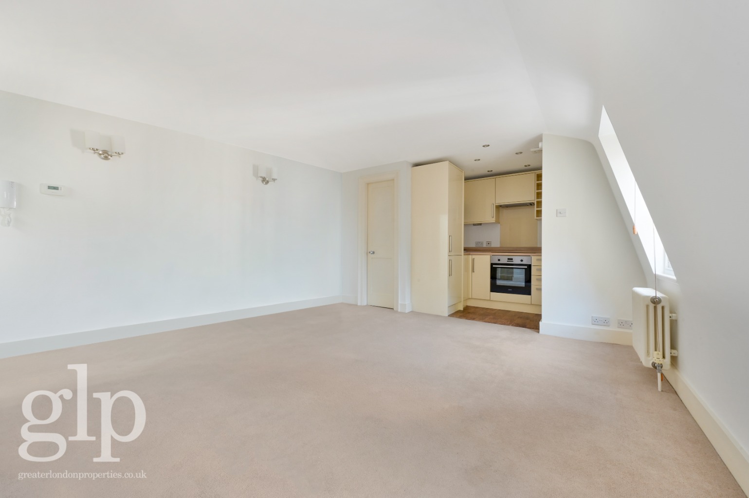 1 Bedroom Flat, Gower Mews, Bloomsbury, WC1E