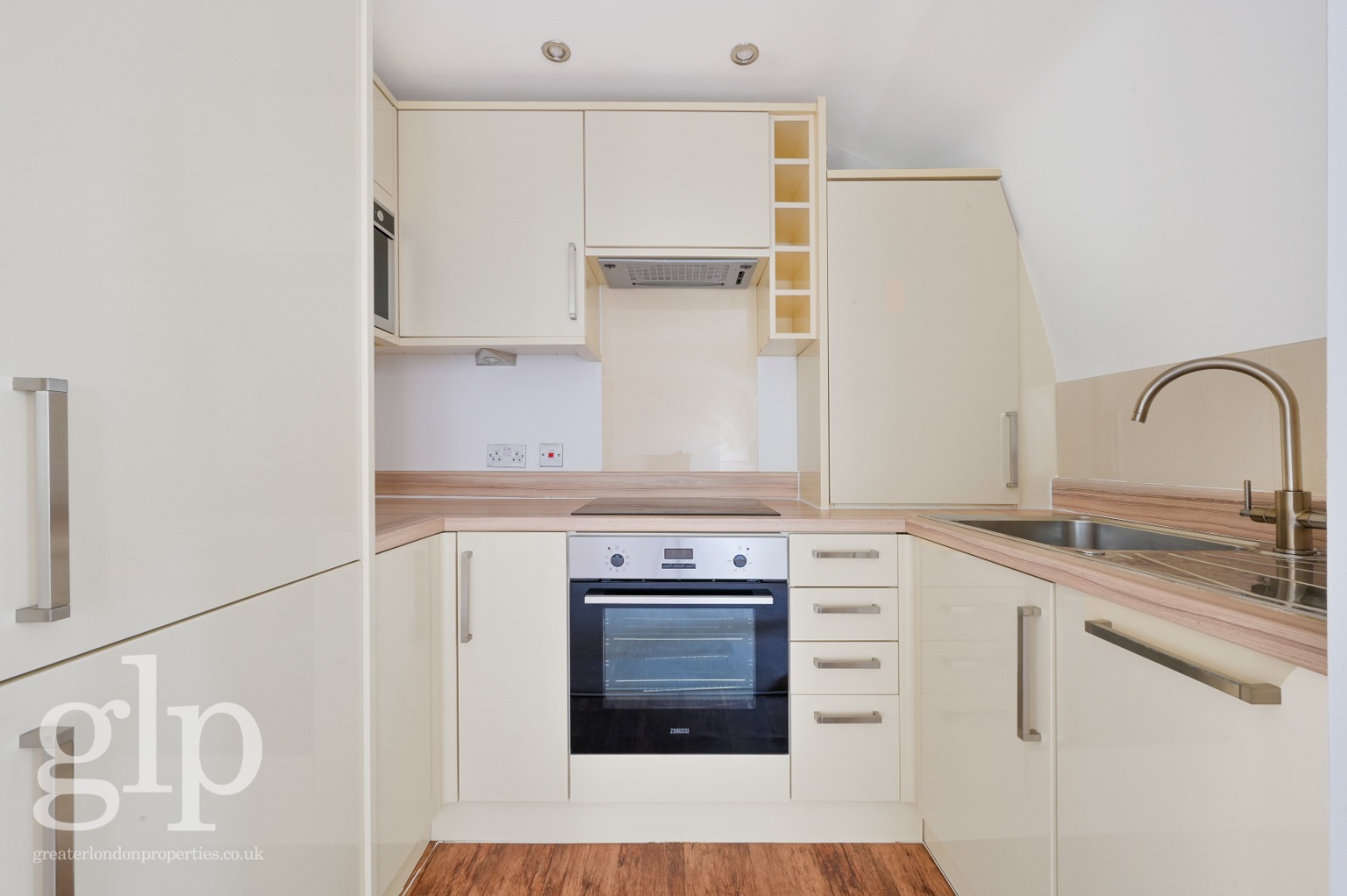 1 Bedroom Flat, Gower Mews, Bloomsbury, WC1E