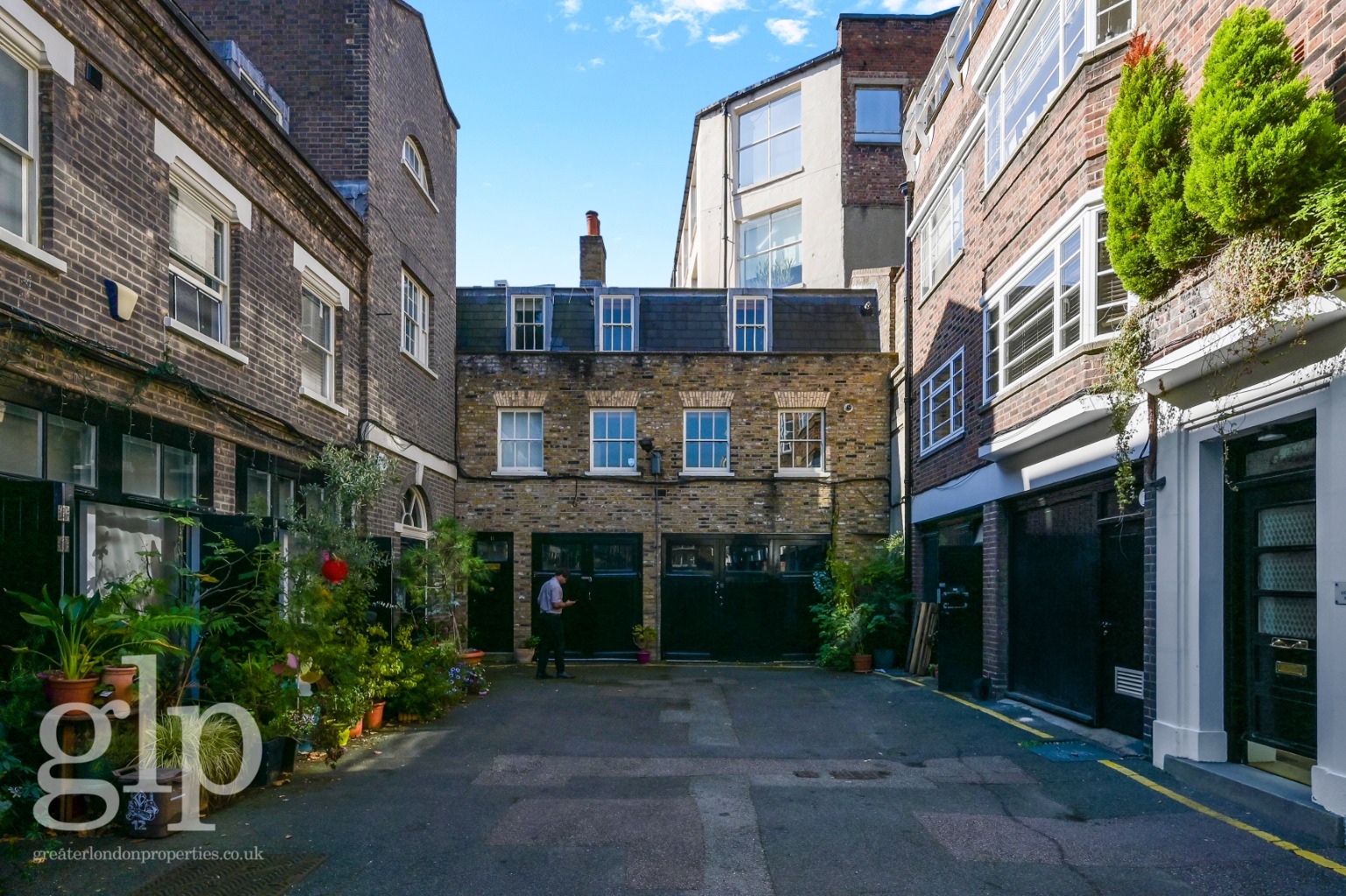 1 Bedroom Flat, Gower Mews, Bloomsbury, WC1E
