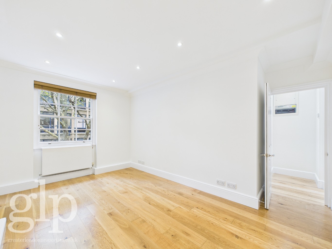 2 Bedroom Apartment, Store Street,  Bloomsbury, WC1E