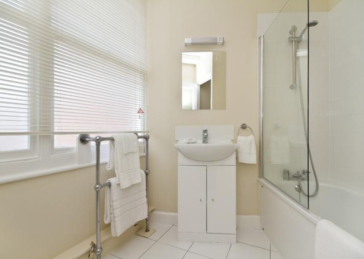 1 Bedroom Apartment, Hill Street, London, Greater London, Mayfair, W1J