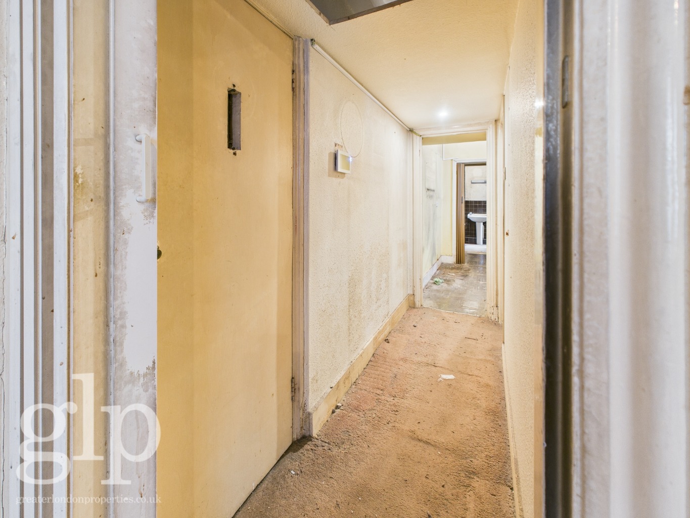 1 Bedroom Apartment, Cranfield Court, Homer Street, Marylebone, W1H