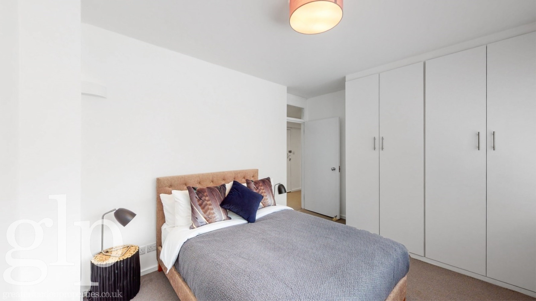 1 Bedroom Apartment, Coniston Court, Kendal Street, W2