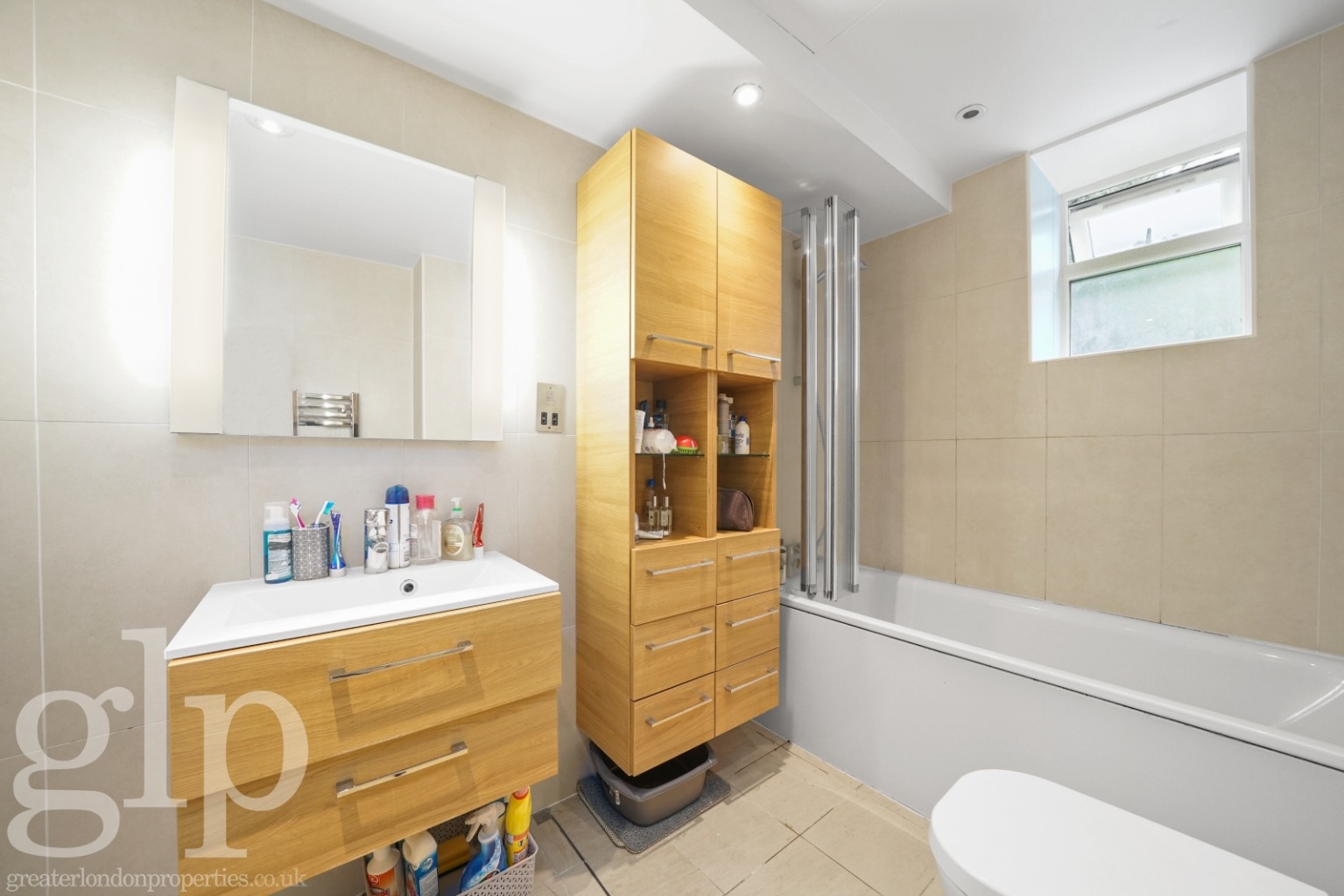 1 Bedroom Flat, Ridgmount Street, Bloomsbury, WC1E