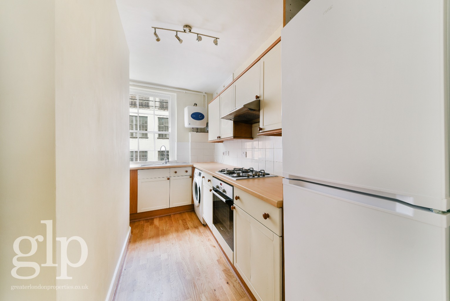 1 Bedroom Apartment, Berwick Street W1F