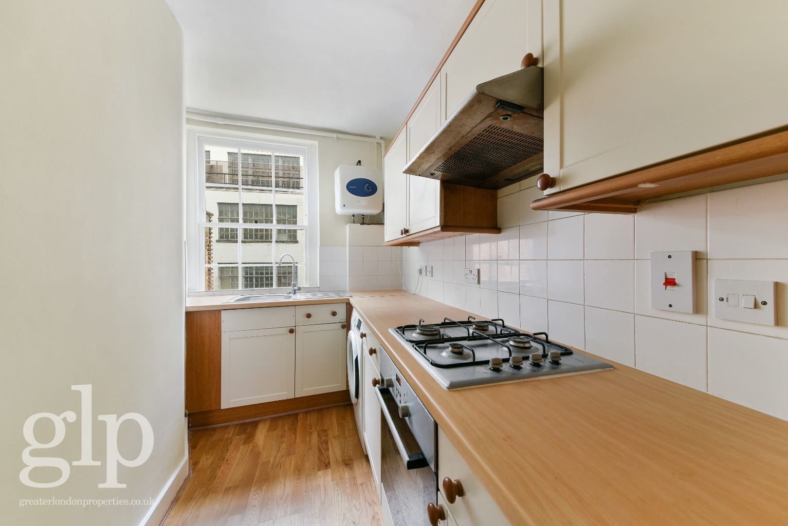 1 Bedroom Apartment, Berwick Street W1F