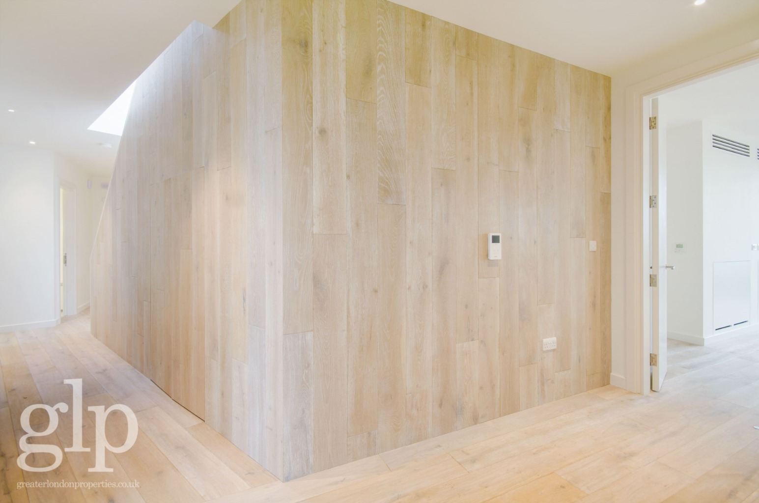 3 Bedroom Penthouse, Gensurco House, Rosebery Avenue, Clerkenwell, EC1R