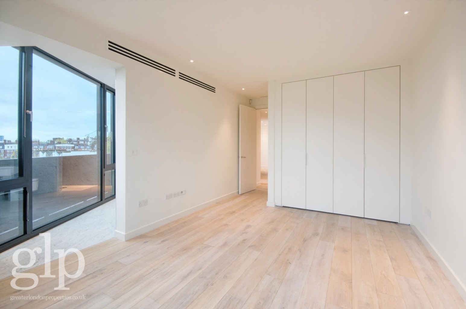3 Bedroom Penthouse, Gensurco House, Rosebery Avenue, Clerkenwell, EC1R