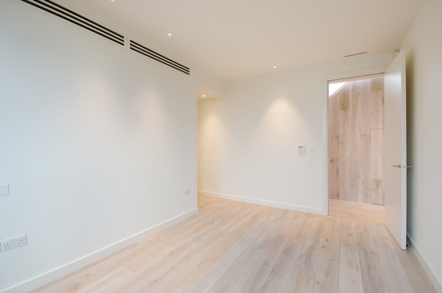 2 Bedroom Penthouse, Gensurco House, Rosebery Avenue, Clerkenwell EC1R