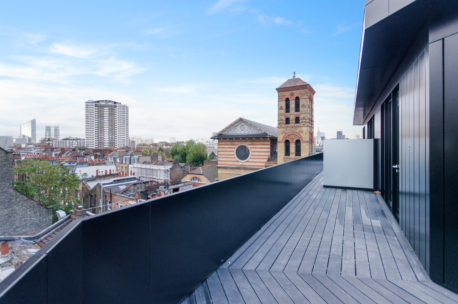 2 Bedroom Penthouse, Gensurco House, Rosebery Avenue, Clerkenwell EC1R