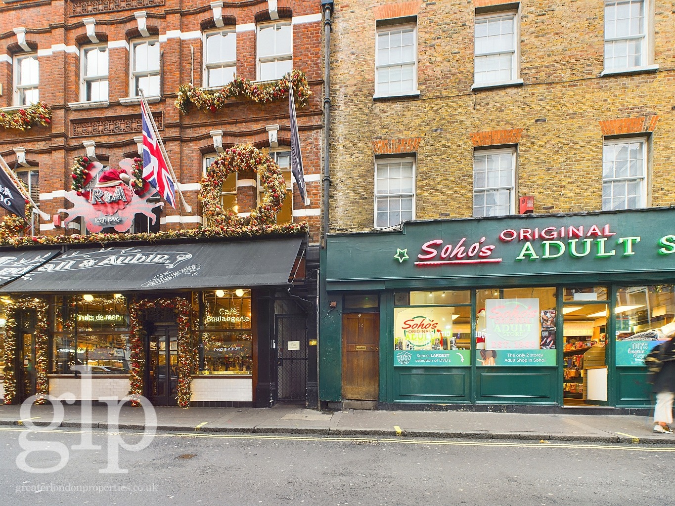 2 Bedroom Apartment, Brewer Street, London, W1F