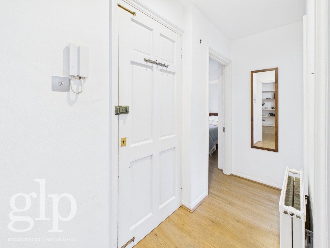 2 Bedroom Apartment, Brewer Street, London, W1F