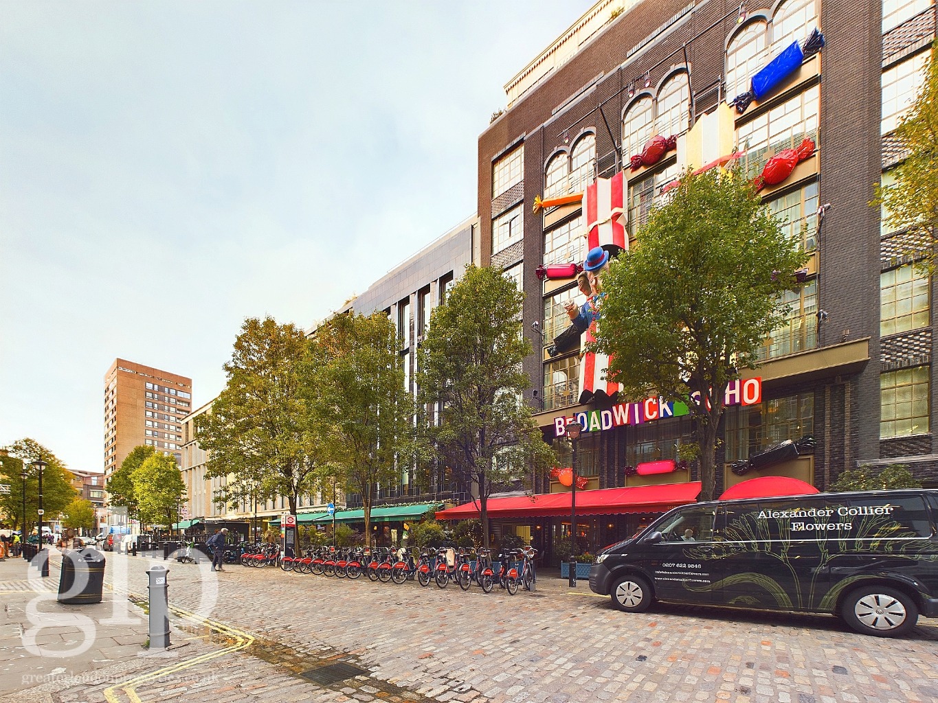 1 Bedroom Apartment, Berwick Street W1F