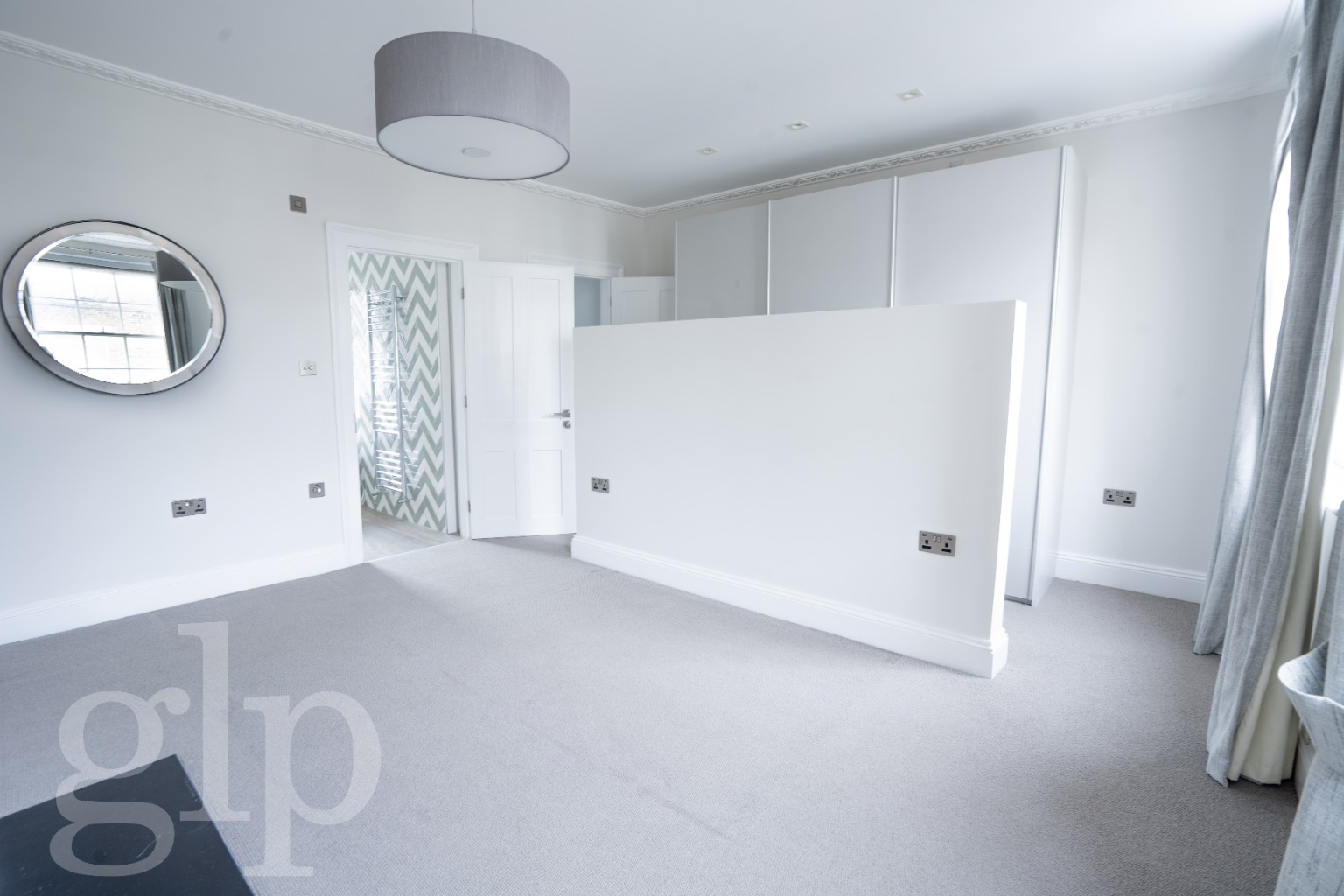 3 Bedroom Apartment, Porchester Place, W2