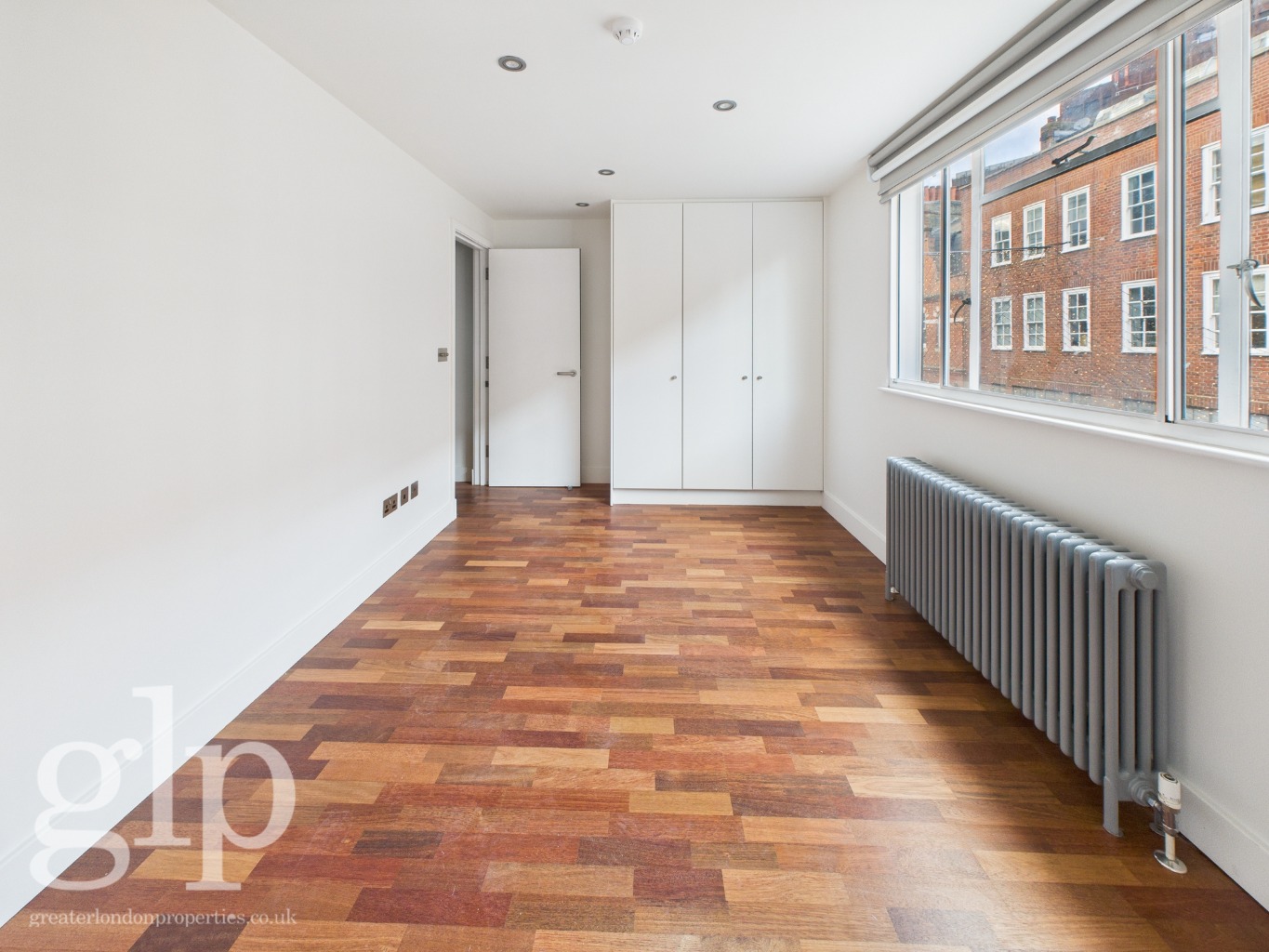 2 Bedroom Flat, Earlham Street, Covent Garden,  WC2H