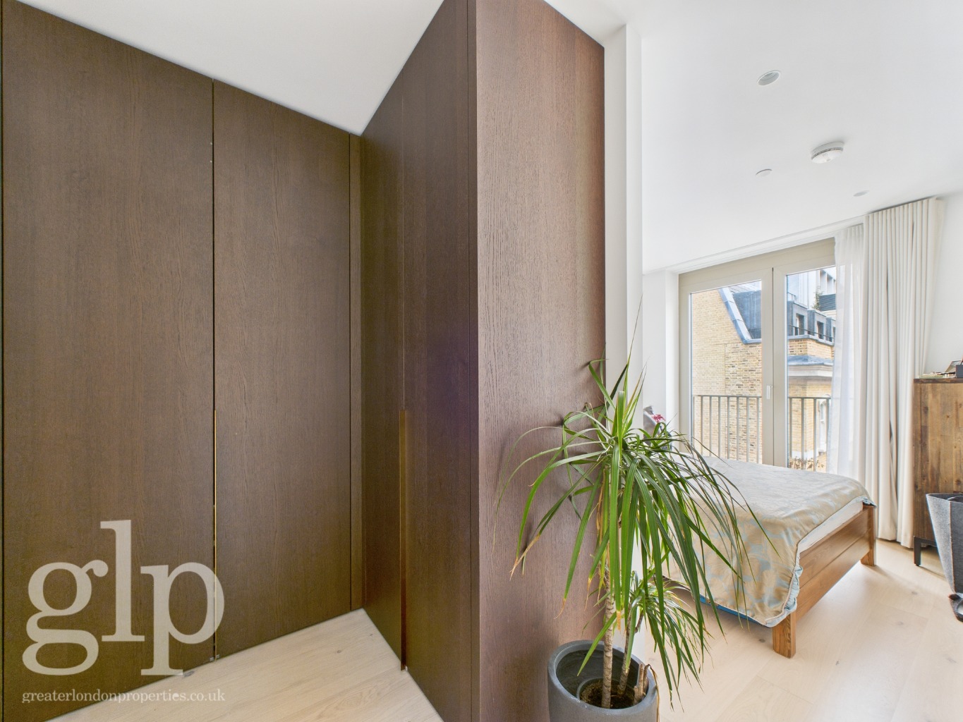 2 Bedroom Apartment, Percivall House, 64 Bartholomew Close, London, EC1A