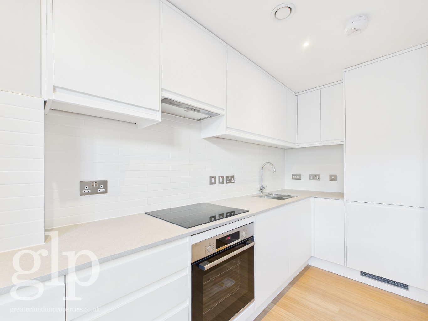 1 Bedroom Semi-Detached, Denman Street W1D