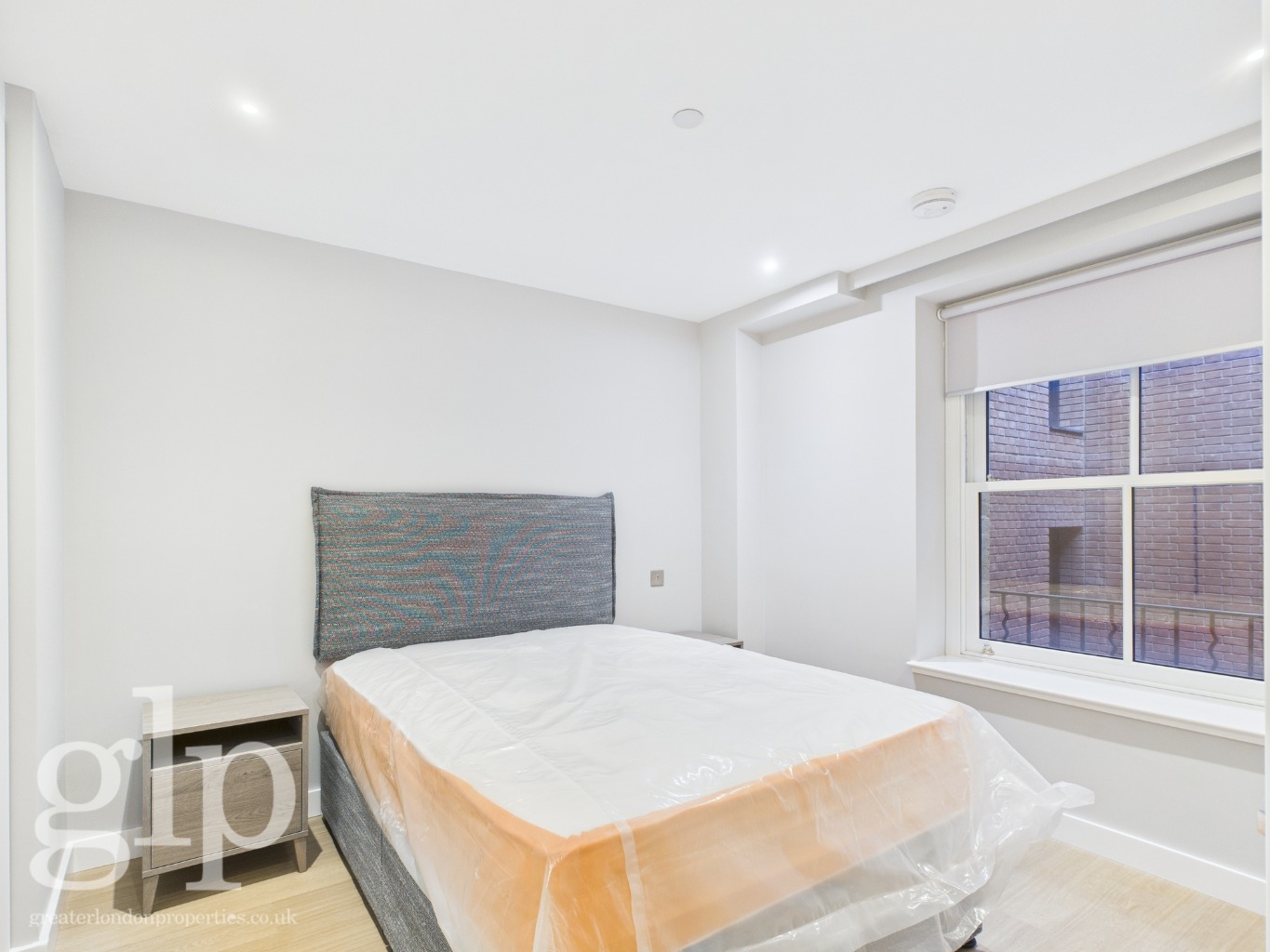 1 Bedroom Semi-Detached, Denman Street W1D