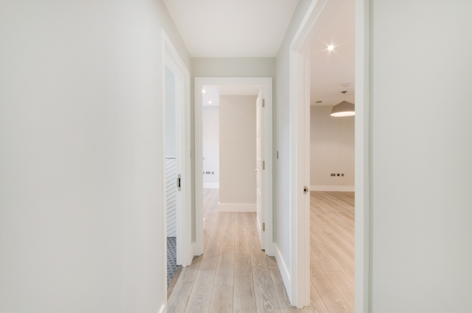 1 Bedroom Flat, Rupert Court, London, Greater London, W1D