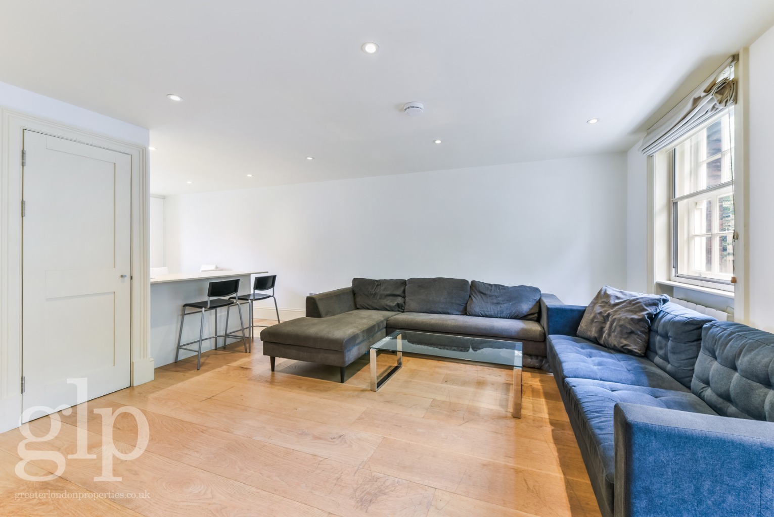2 Bedroom Apartment, Store Street, Bloomsbury, WC1E