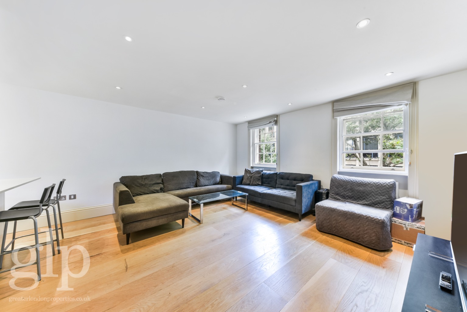 2 Bedroom Apartment, Store Street, Bloomsbury, WC1E