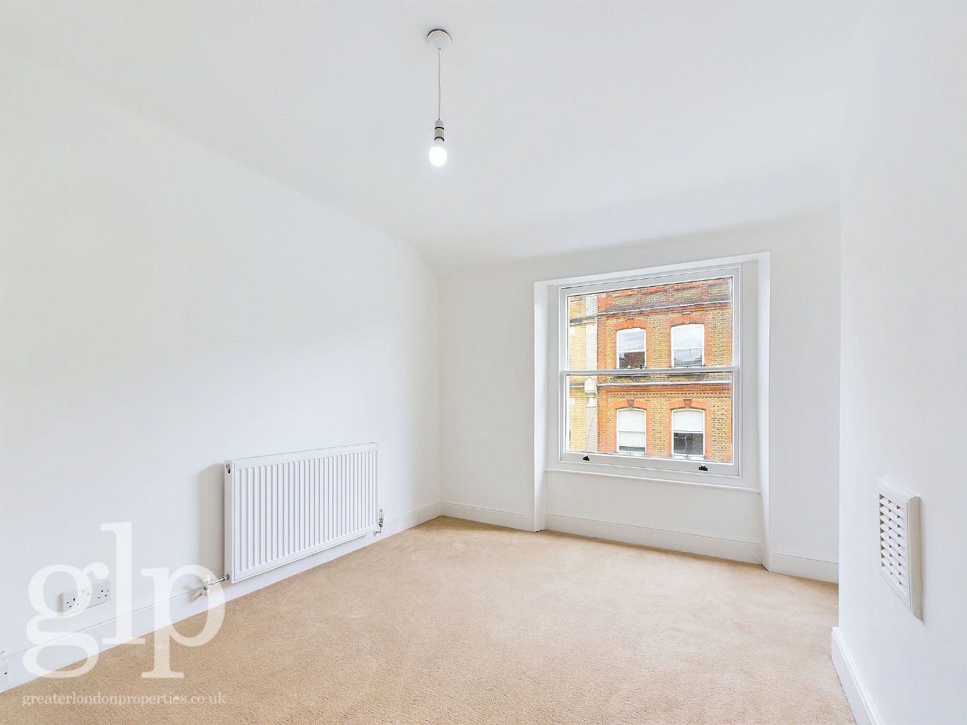 3 Bedroom Flat, Lambs Conduit Street, Bloomsbury, WC1N