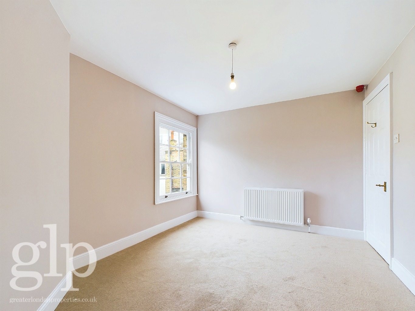 3 Bedroom Flat, Lambs Conduit Street, Bloomsbury, WC1N