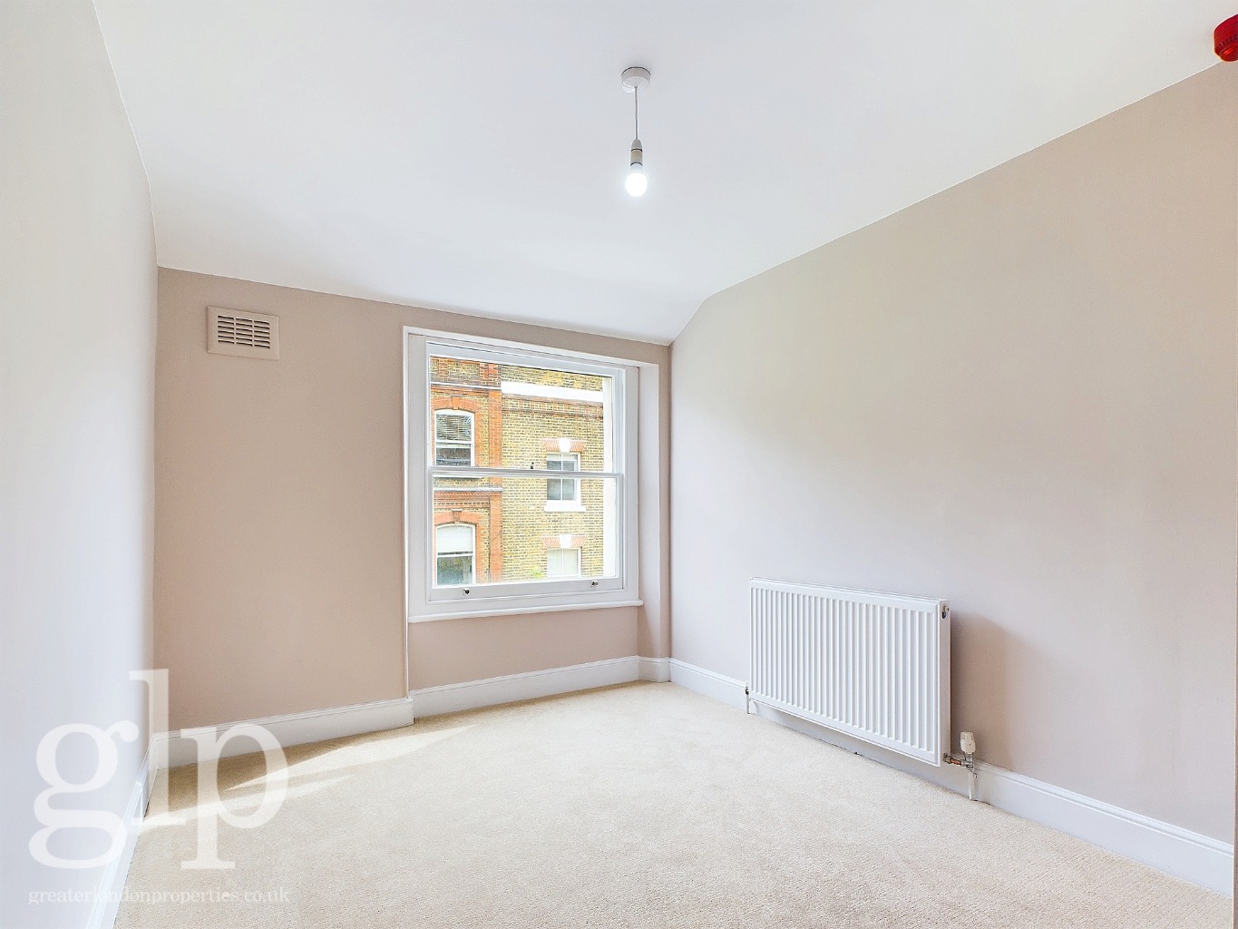 3 Bedroom Flat, Lambs Conduit Street, Bloomsbury, WC1N