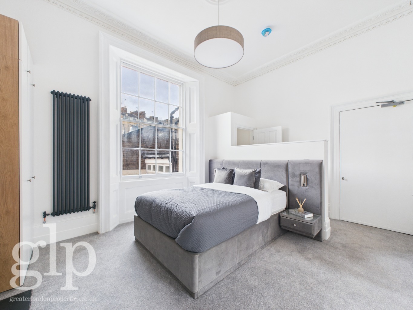 1 Bedroom Apartment, Bathurst Street, Hyde Park, W2