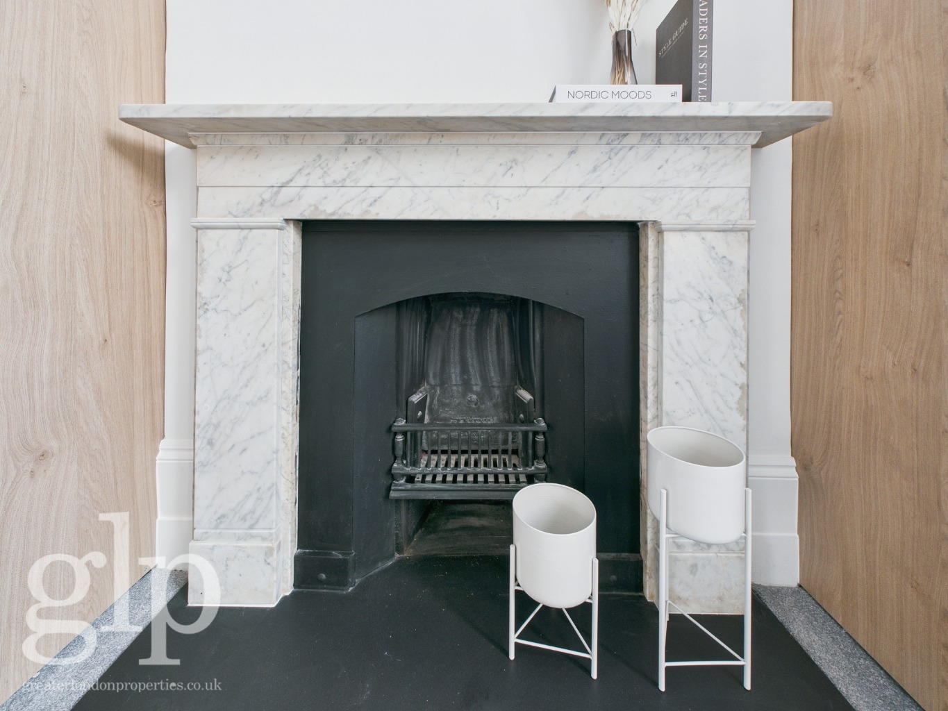 1 Bedroom Apartment, Bathurst Street, Hyde Park, W2