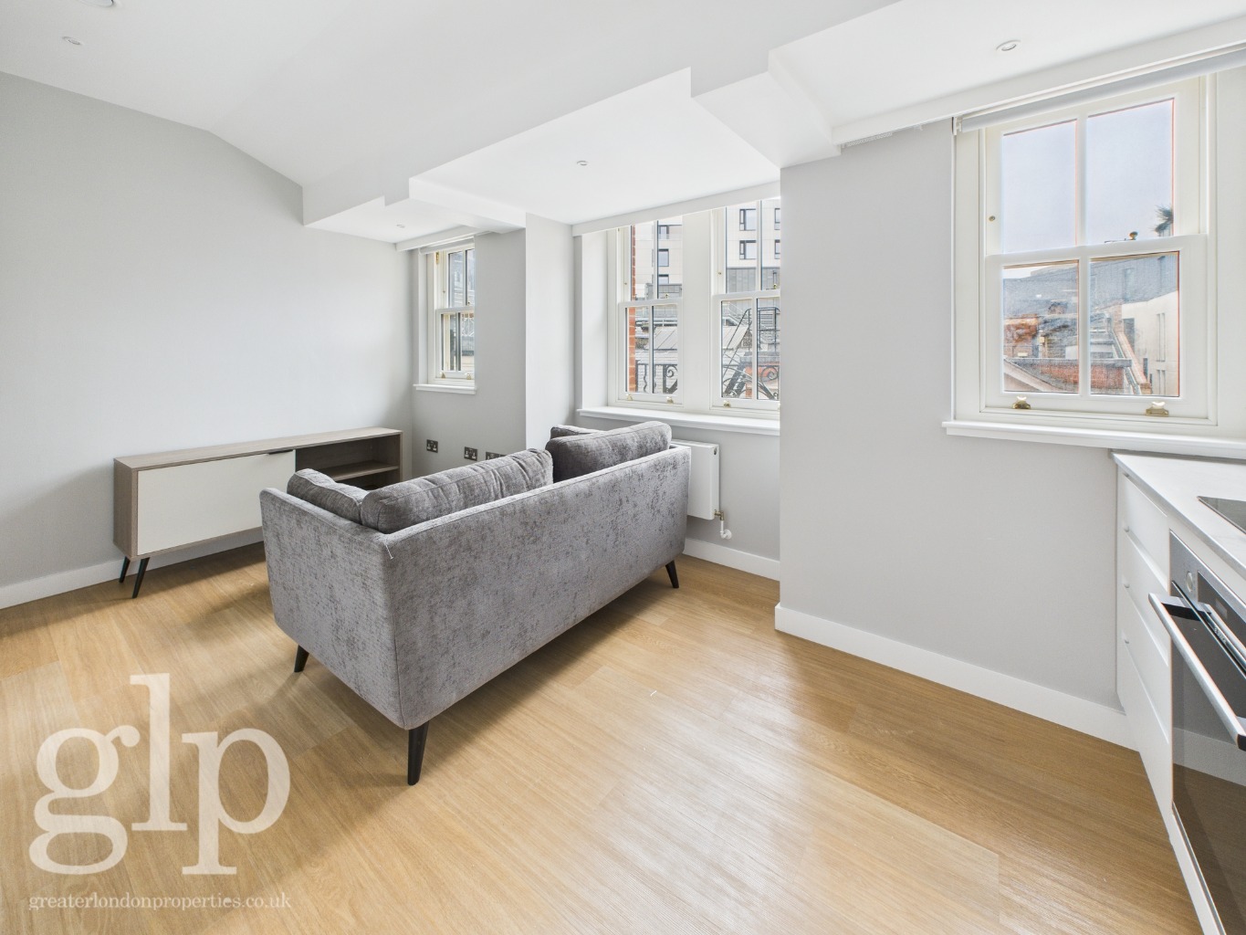 1 Bedroom Semi-Detached, Denman Street W1D