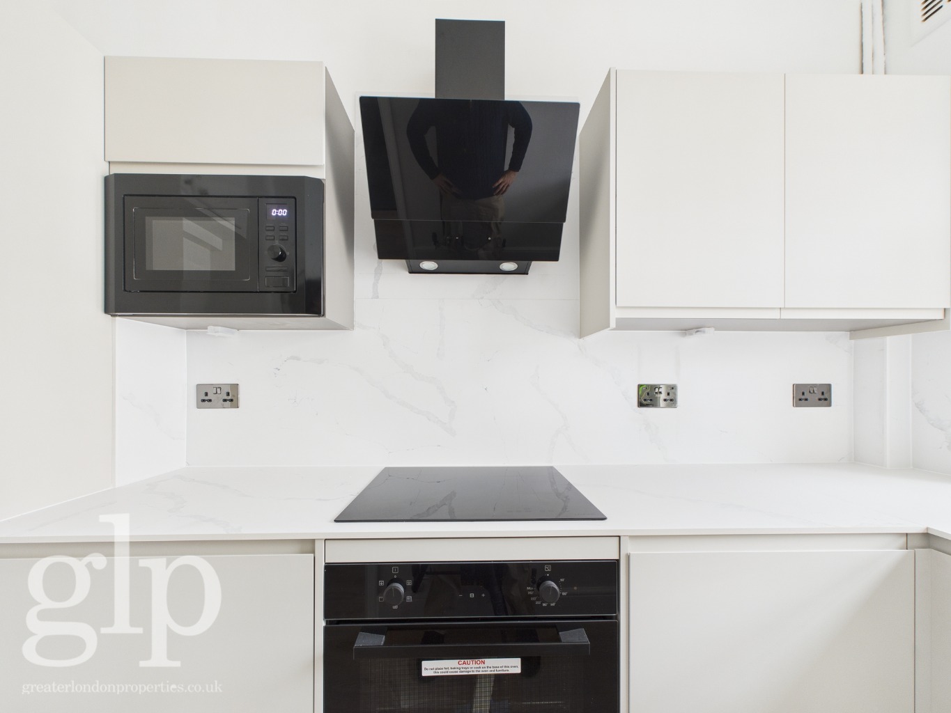 1 Bedroom Apartment, Bathurst Street, Hyde Park, W2