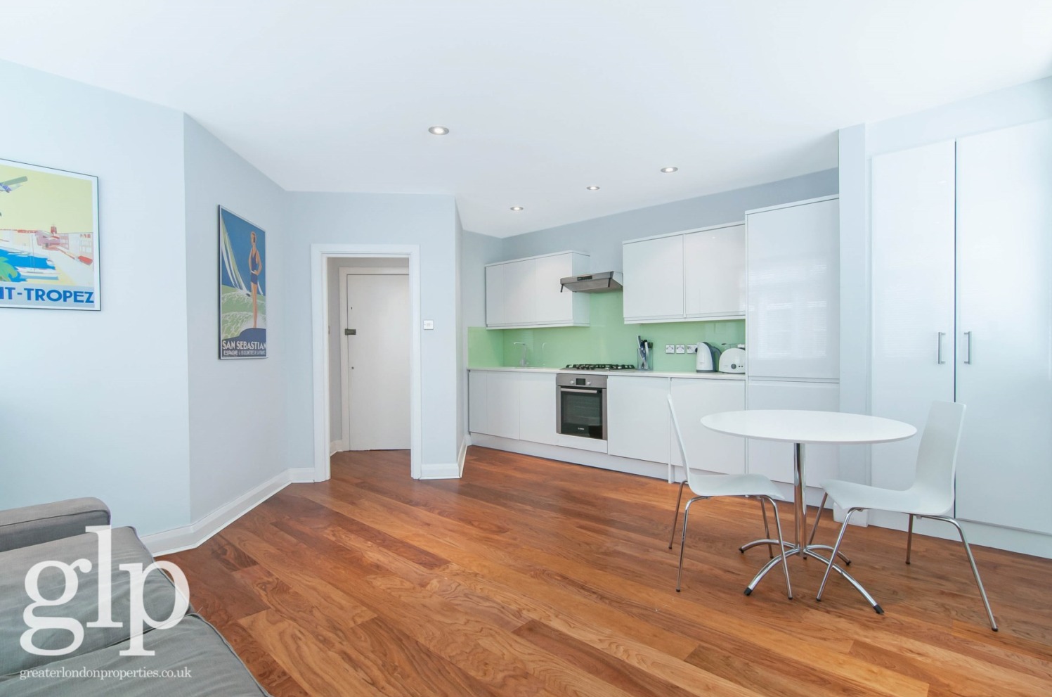 1 Bedroom Flat, Frith Street, Soho, W1D