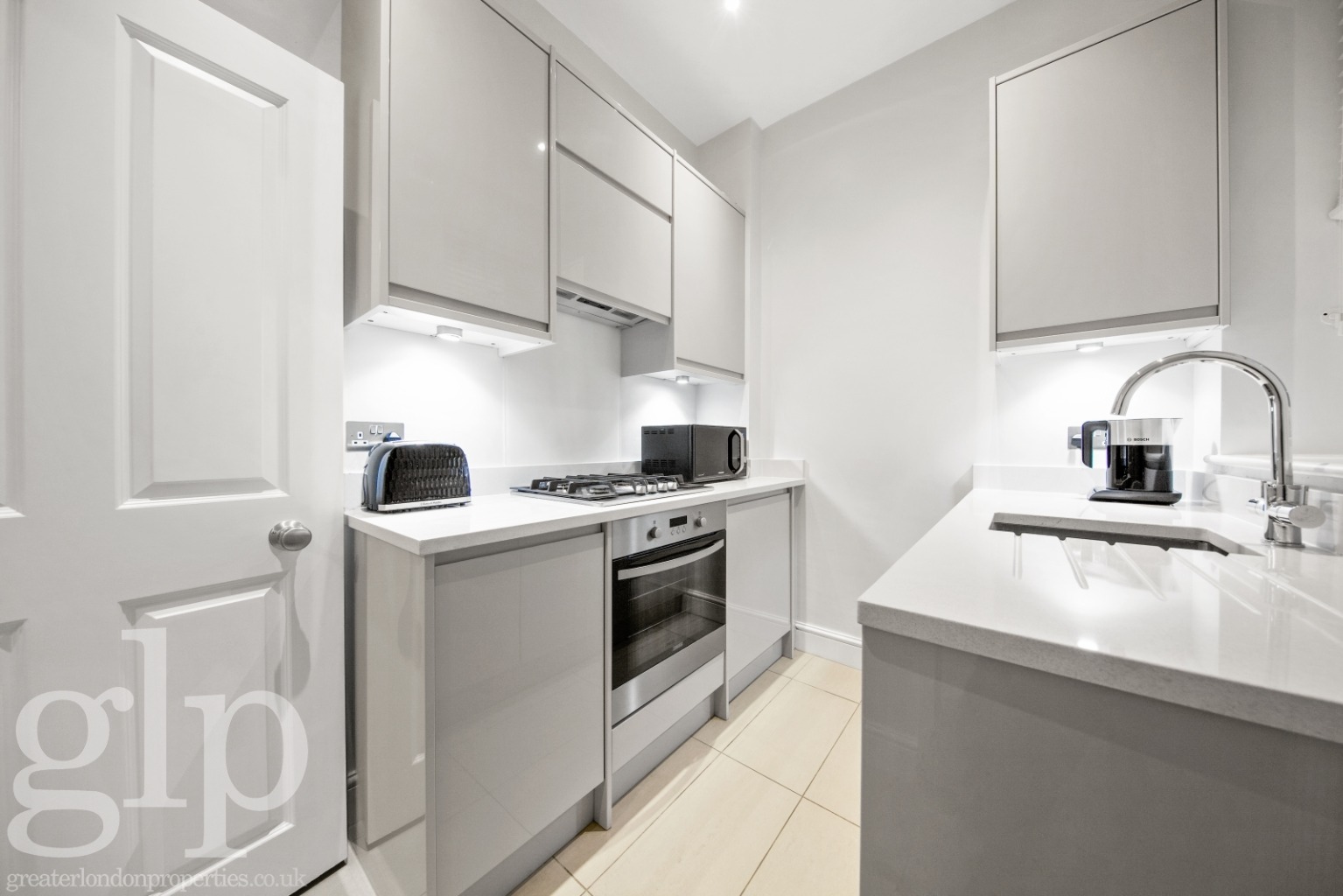 1 Bedroom Apartment, Bedford Court Mansions, Bloomsbury, WC1B