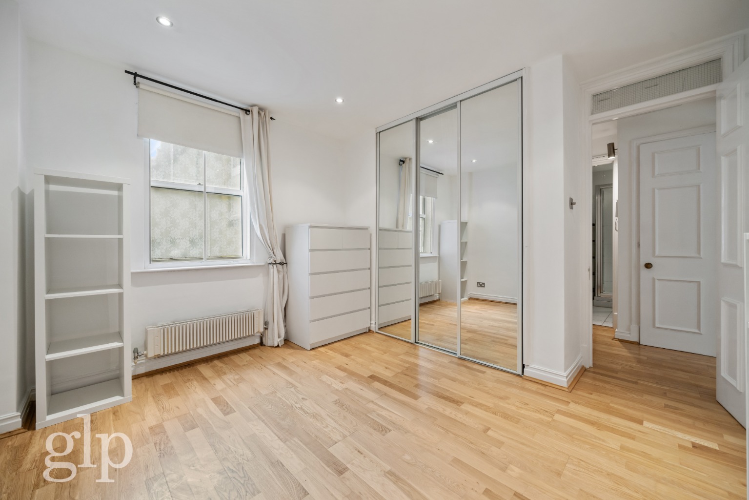 1 Bedroom Apartment, Charing Cross Road, London, WC2H 0AT