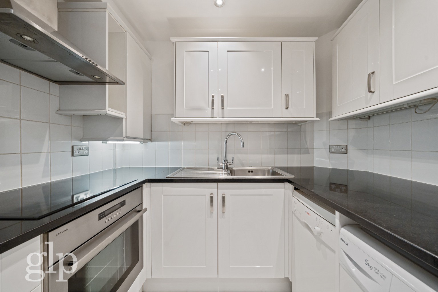 1 Bedroom Apartment, Charing Cross Road, London, WC2H 0AT