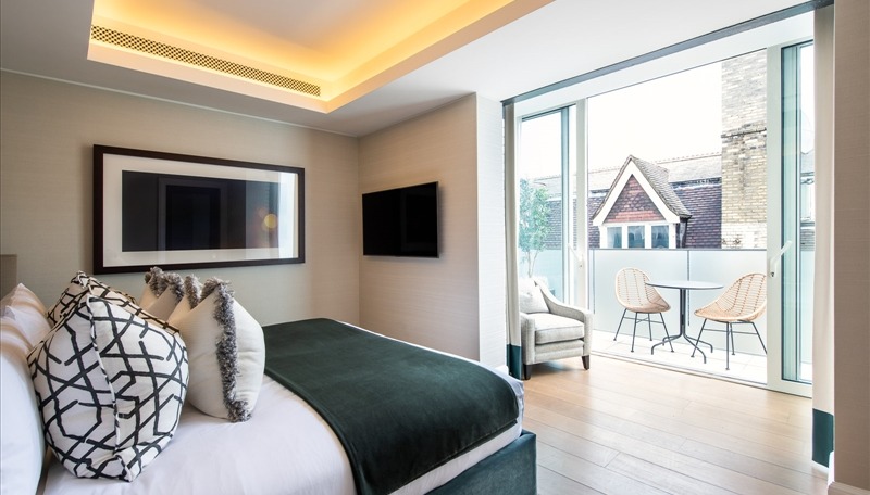 3 Bedroom Apartment, Duke Street, W1K