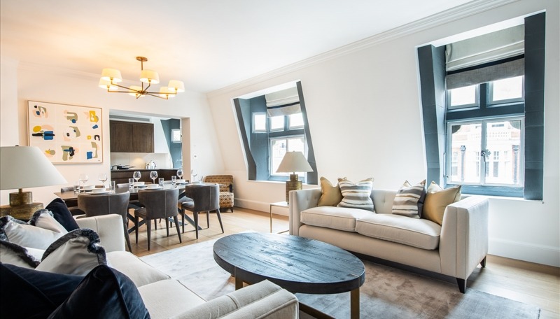 3 Bedroom Apartment, Duke Street, W1K