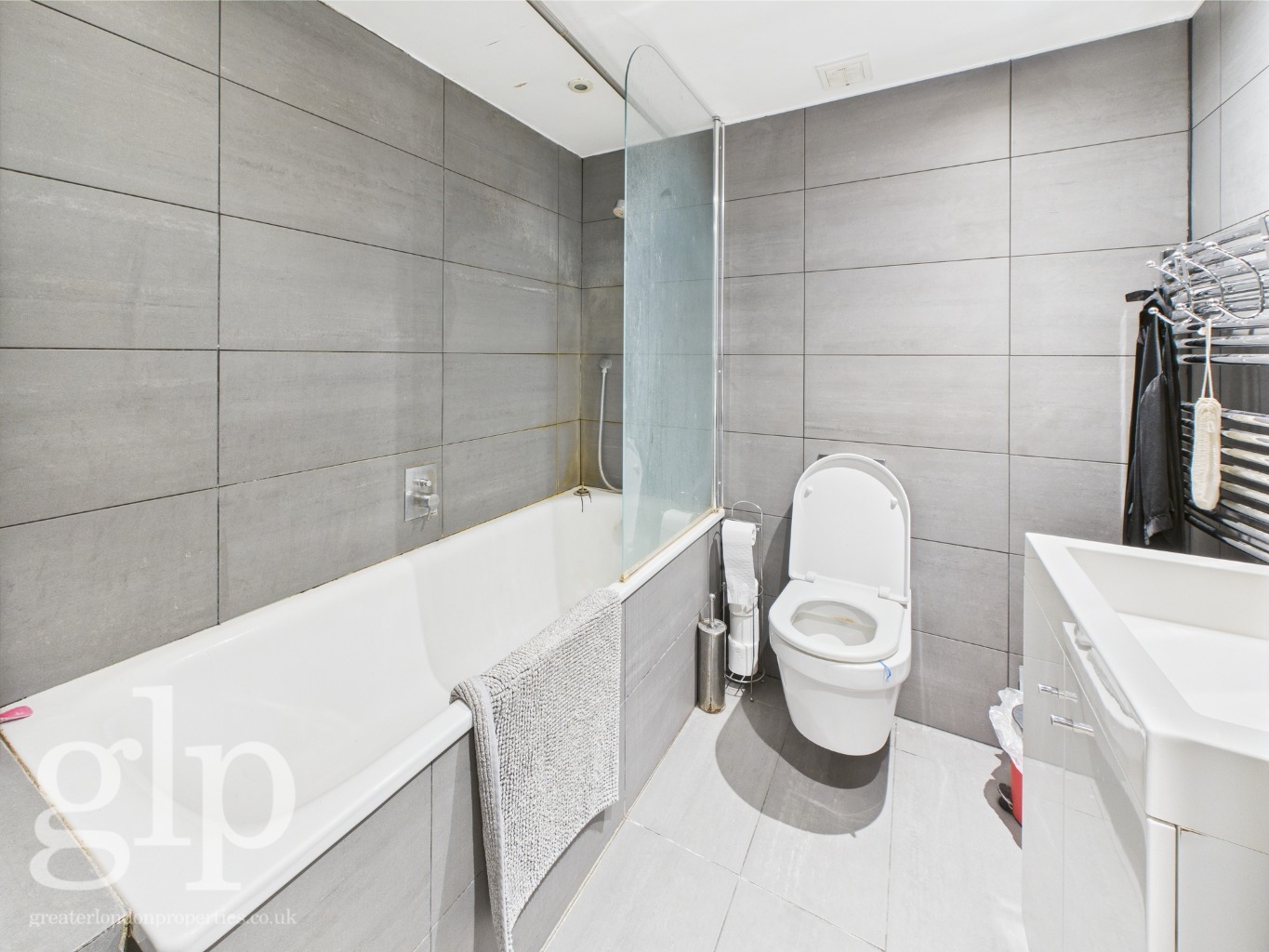 4 Bedroom Apartment, Warren Mews, Fitzrovia, W1T