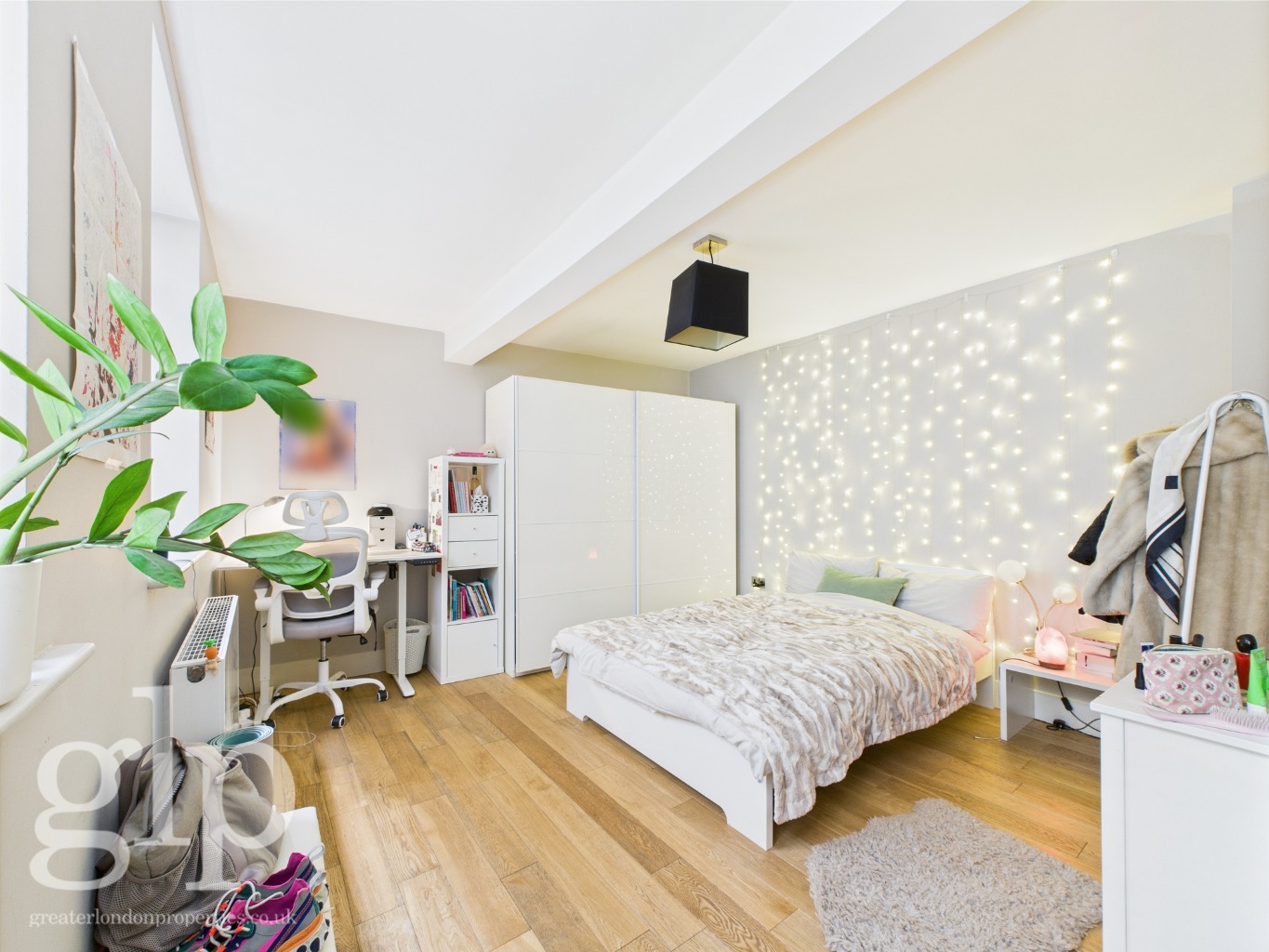 4 Bedroom Apartment, Warren Mews, Fitzrovia, W1T