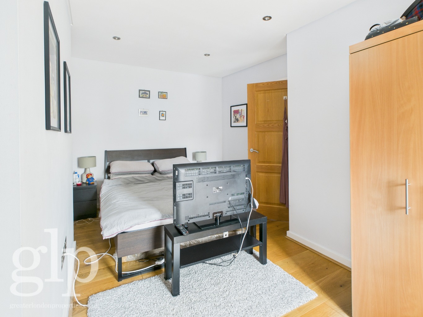 2 Bedroom Flat, Coram Mansions, 64-68 Millman Street, London,  WC1N