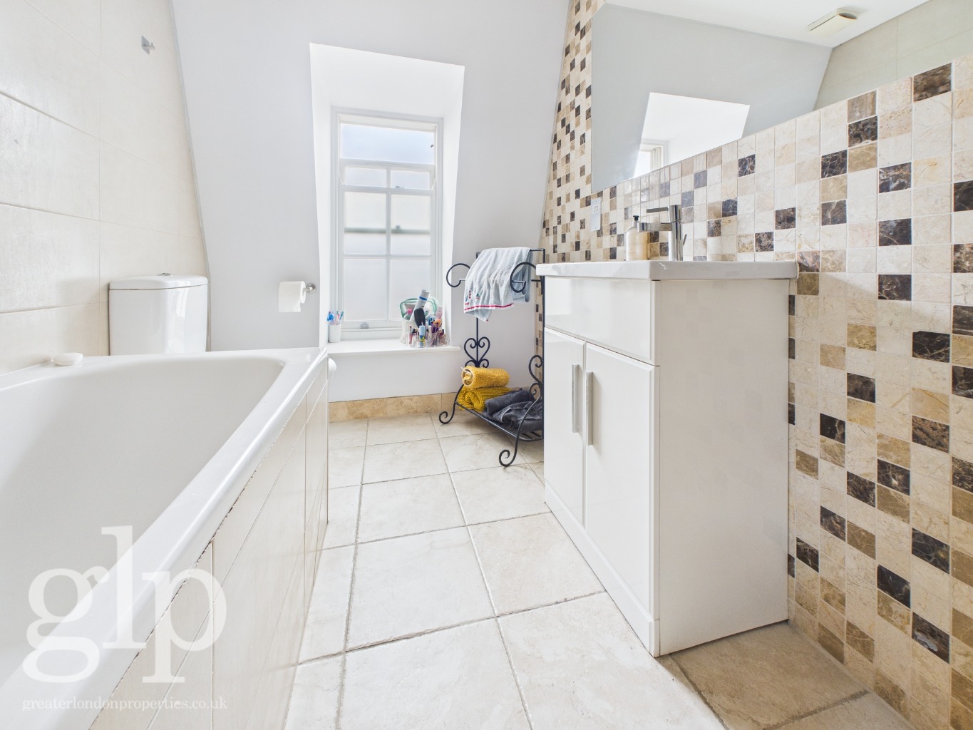 2 Bedroom Flat, Coram Mansions, 64-68 Millman Street, London,  WC1N