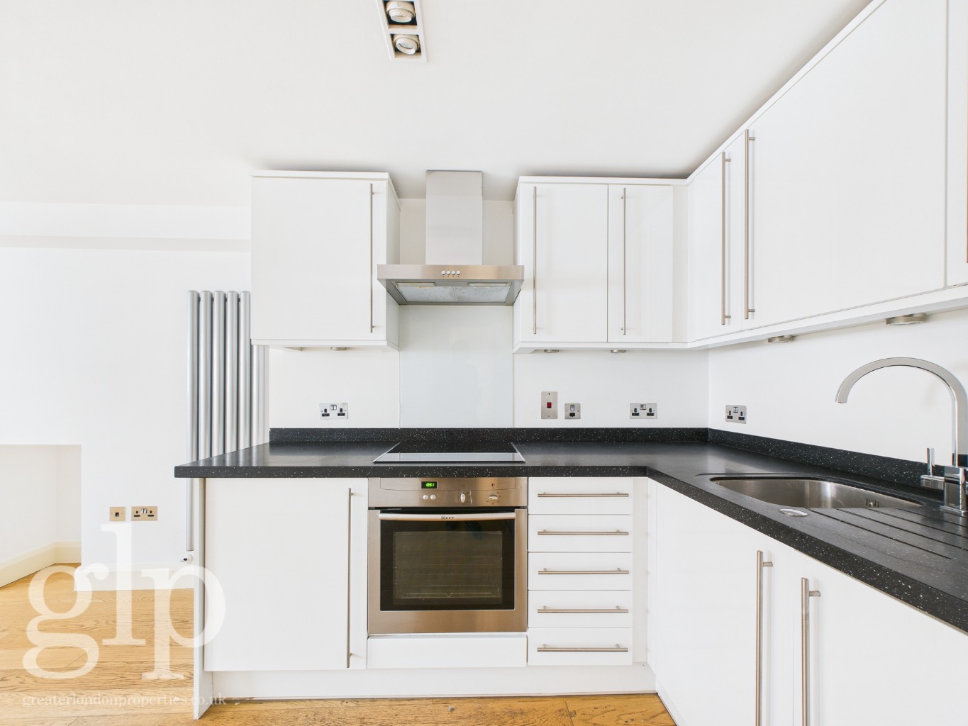 1 Bedroom Flat, St Martin’s Lane, WC2N