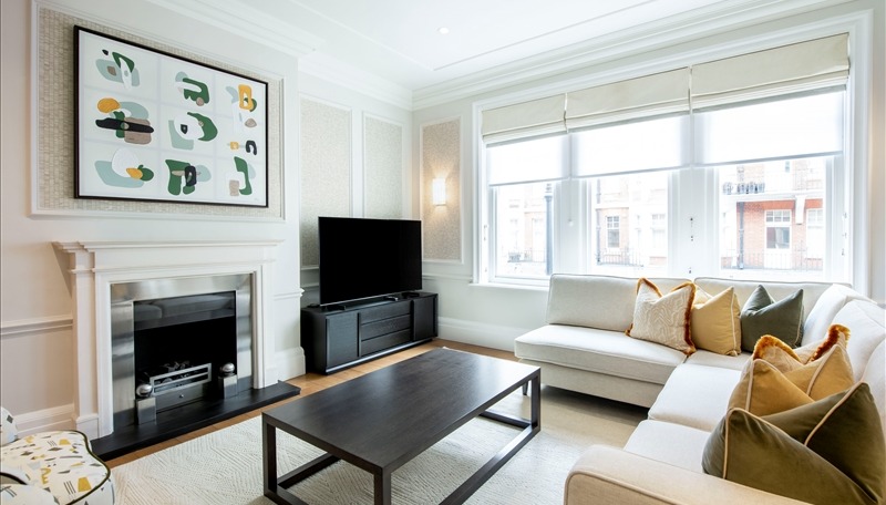 3 Bedroom Apartment, Duke Street, London, Greater London, W1K