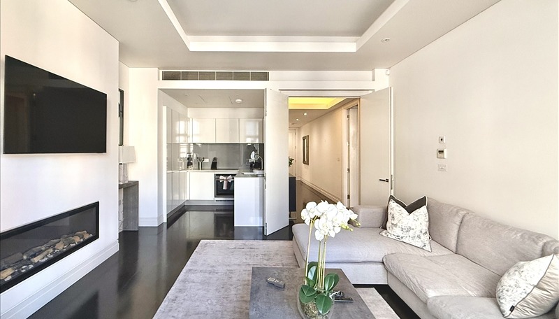 1 Bedroom Apartment, Green Street, London, Greater London, W1K