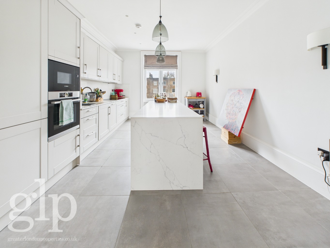 3 Bedroom Apartment, Montague Street, Bloomsbury, WC1B