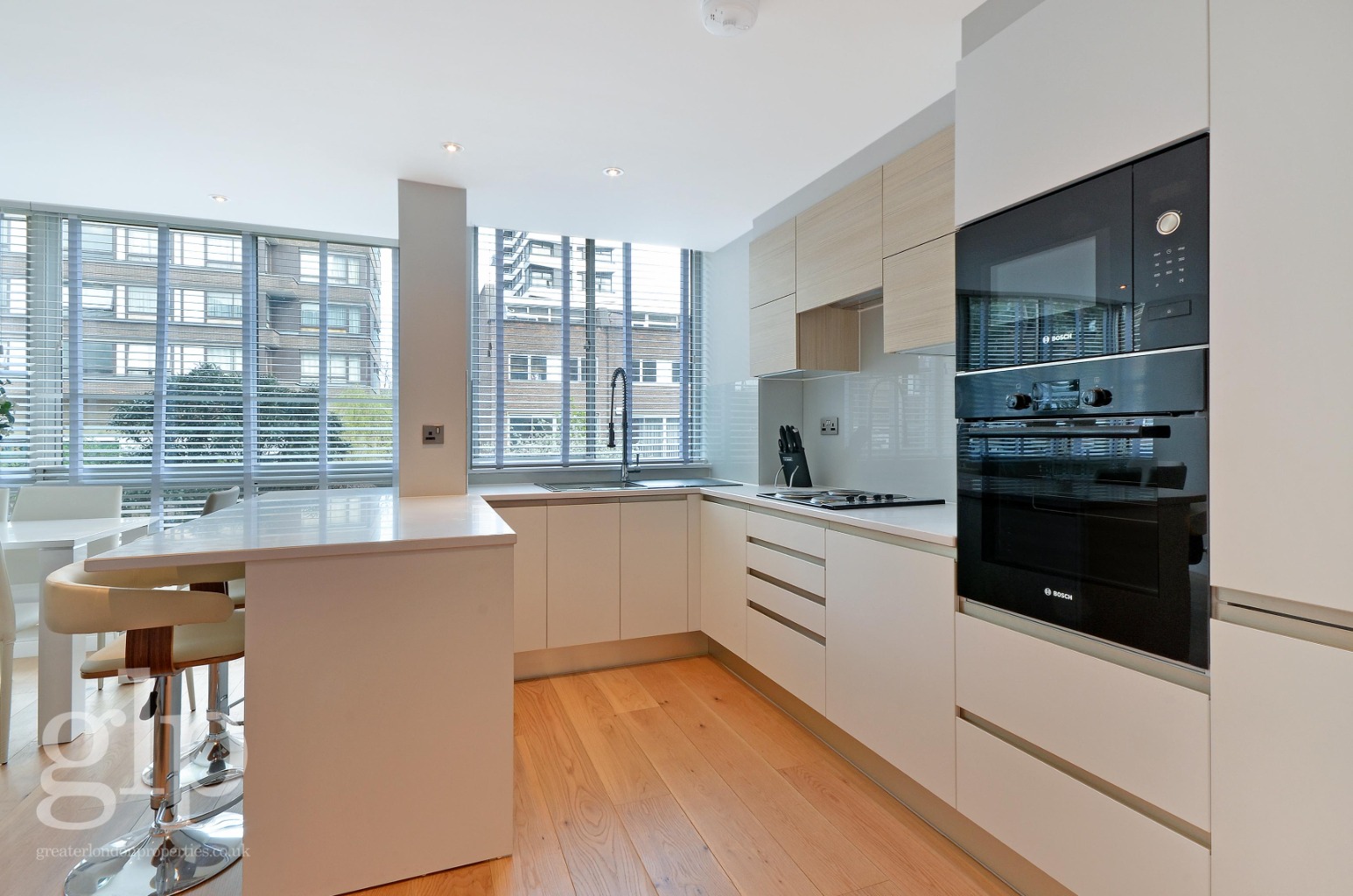2 Bedroom Apartment, Quadrangle Tower, Cambridge Square, London, Greater London, W2
