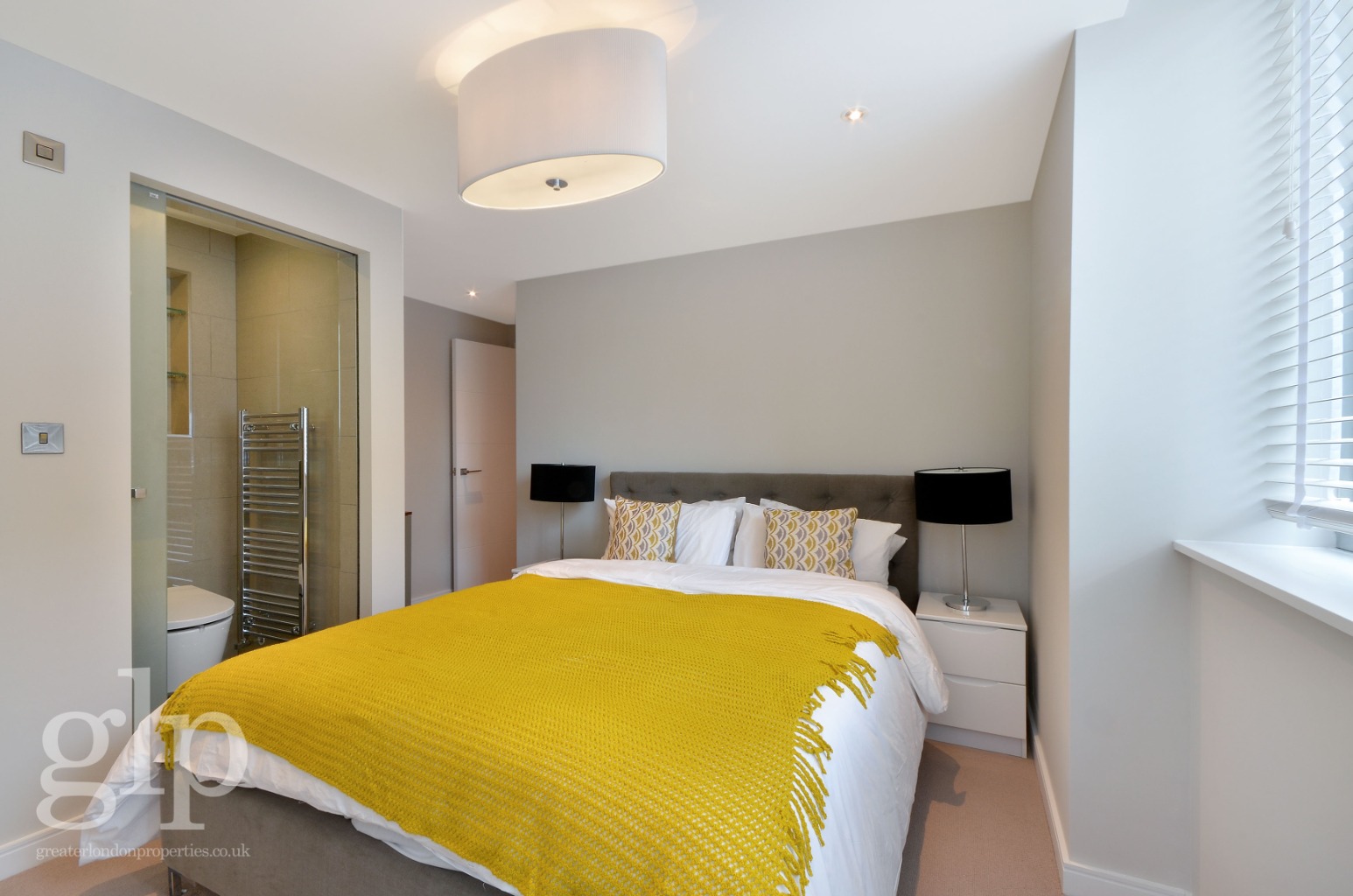 2 Bedroom Apartment, Quadrangle Tower, Cambridge Square, London, Greater London, W2