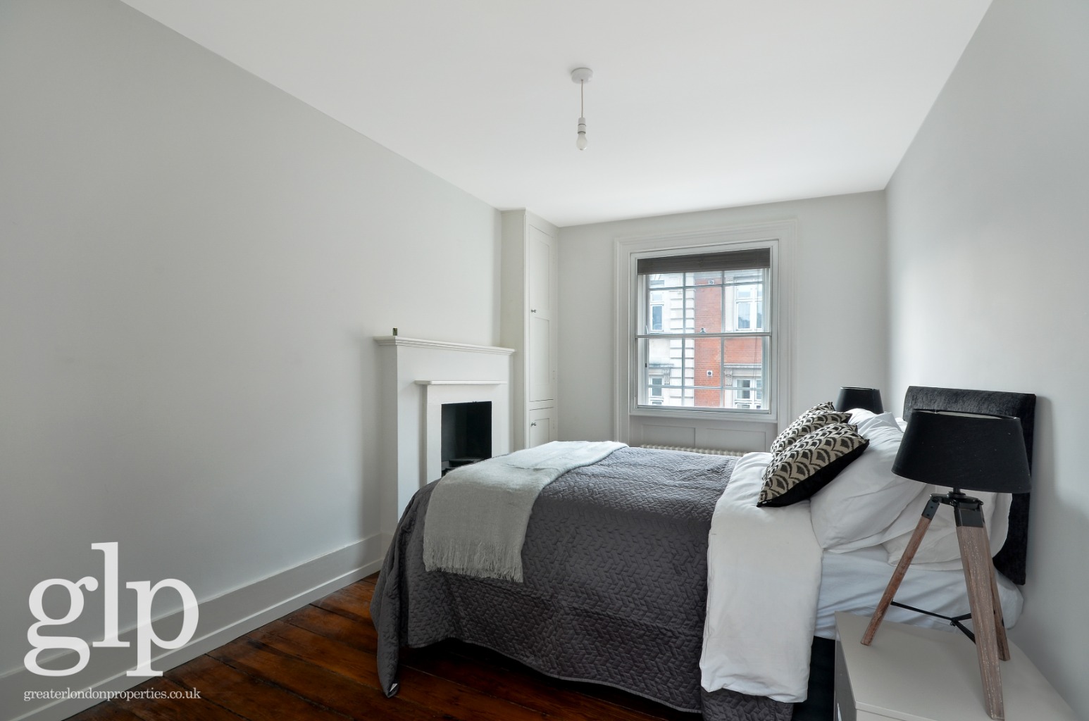 3 Bedroom Town House, Wellington Street, Covent Garden, WC2E